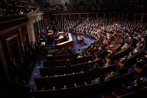 US House of Representatives votes to tighten controls on visa-free travelers - ảnh 1